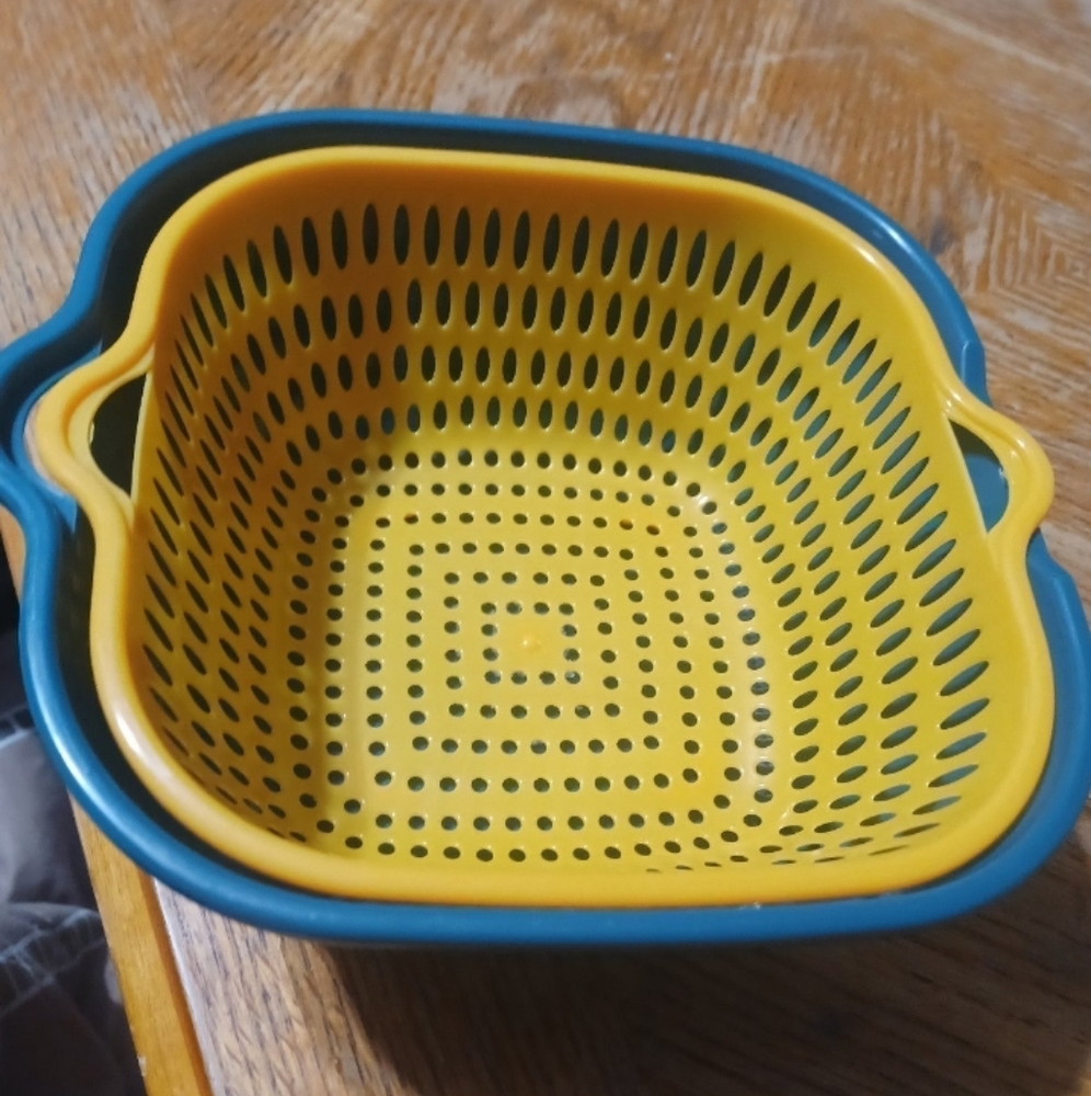 Yellow and Green Strainer